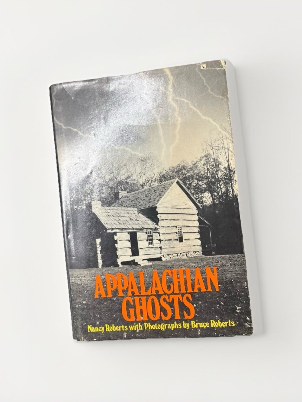 Appalachian Ghosts by Nancy Roberts First Edition Hardcover